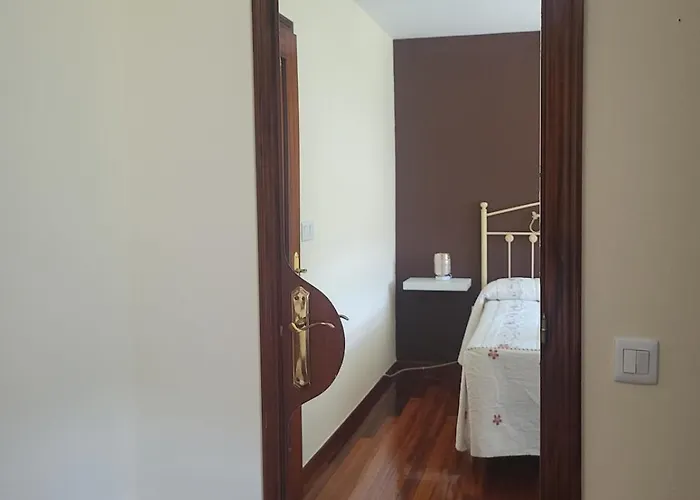 Helena Apartment-pool Appartamento