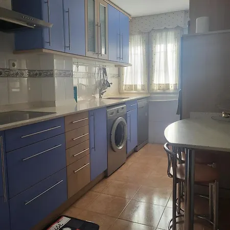 Helena Apartment-pool * Bárcena de Cicero